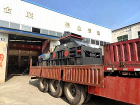 1208型直连式半自动对辊嘿嘿视频首页入口发货 