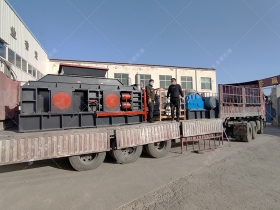 1500x800直连式液压对辊嘿嘿视频在线观看发往新疆